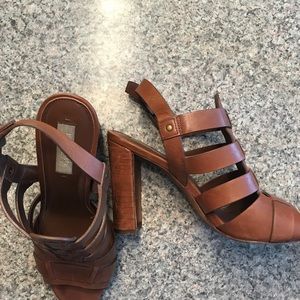 Lauren Ralph Lauren stylish sandal